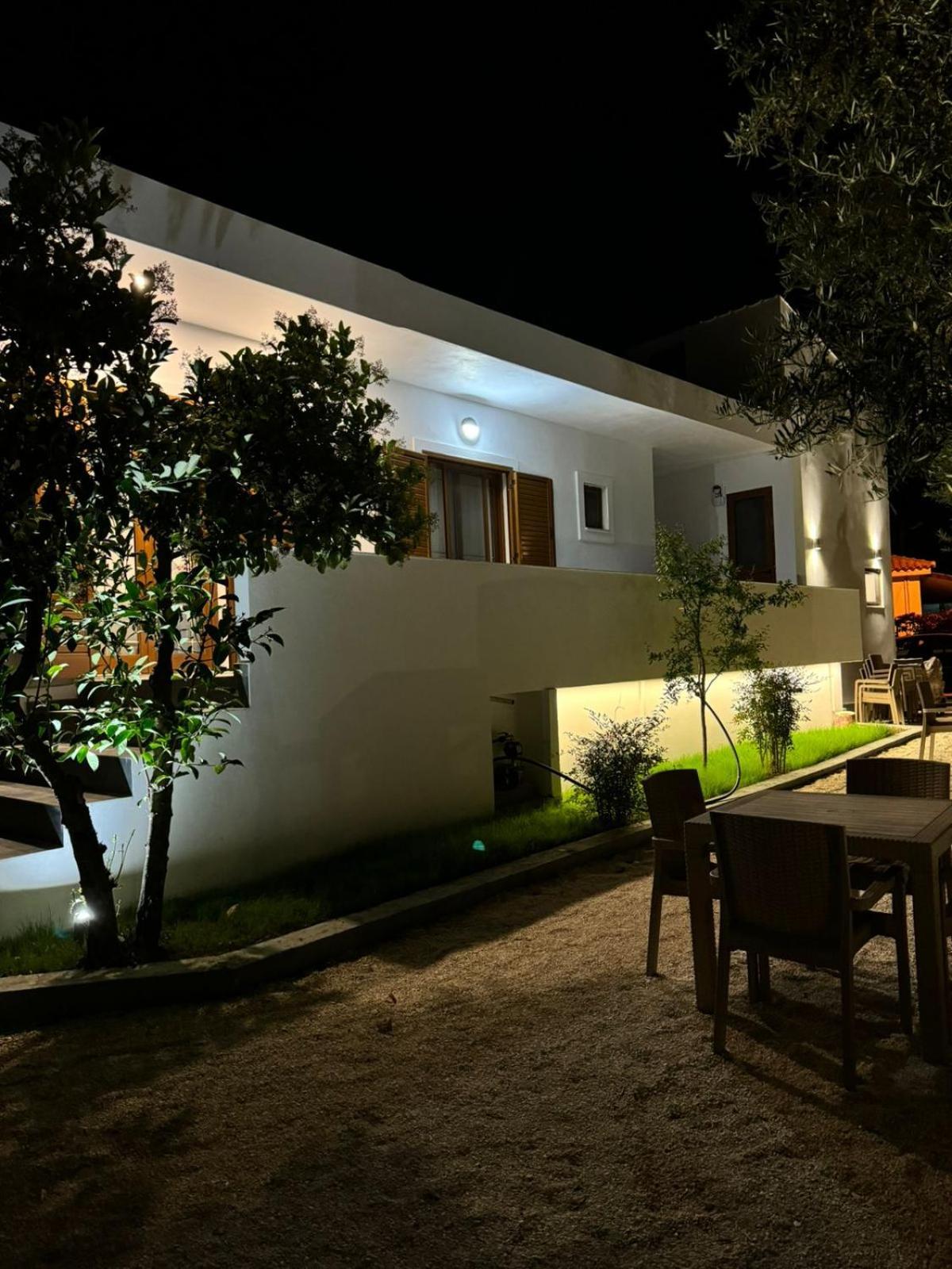 Vila Golden Sand Ksamil Exteriér fotografie